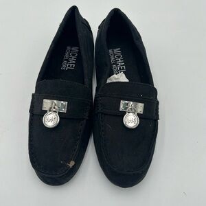 MICHAEL KORS-GIRLS BLACK FAUX SUEDE LOAFERS- SX 3